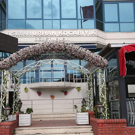 Asim Ve Nurhan Kocabiyik Oegretmenevi *