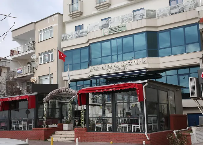 Asim Ve Nurhan Kocabiyik Oegretmenevi Hotel Istanbul