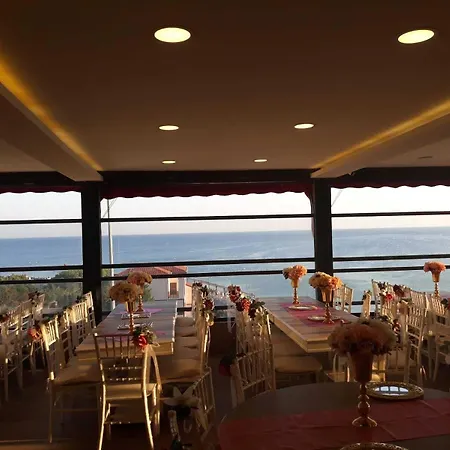 Asım Ve Nurhan Kocabıyık öğretmenevi