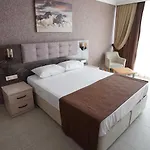 Asim Ve Nurhan Kocabiyik Oegretmenevi Κωνσταντινούπολη