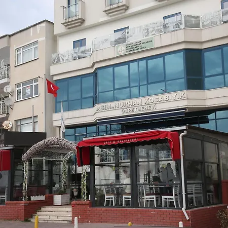Asim Ve Nurhan Kocabiyik Oegretmenevi Hotel Istanbul