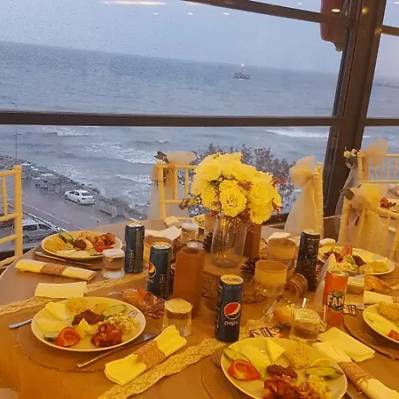 Asim Ve Nurhan Kocabiyik Oegretmenevi * イスタンブール