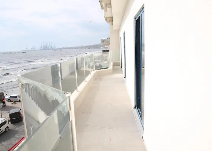 Asim Ve Nurhan Kocabiyik Oegretmenevi Provincia di Istanbul