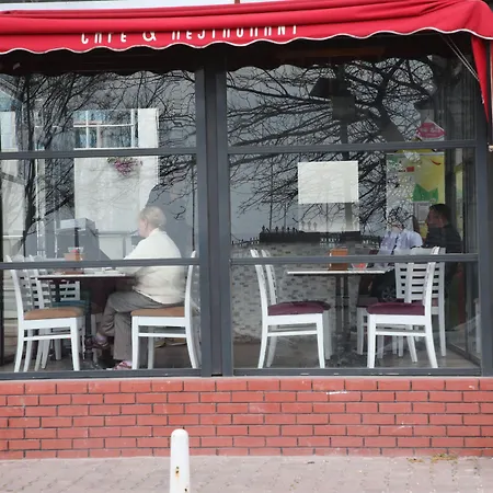 Asim Ve Nurhan Kocabiyik Oegretmenevi * איסטמבול