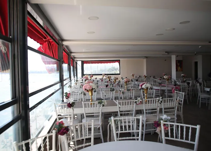 Hotel Asim Ve Nurhan Kocabiyik Oegretmenevi *