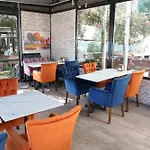 Asim Ve Nurhan Kocabiyik Oegretmenevi 호텔 이스탄불